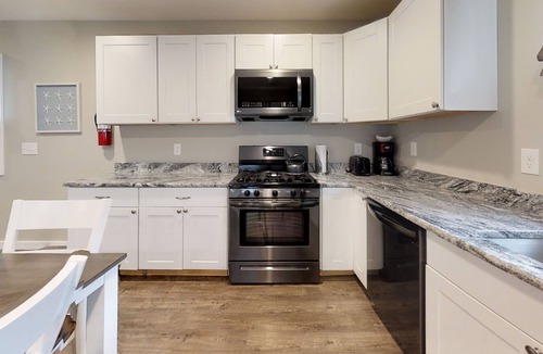 Seaside Heights House | PREMIER HOST LISTING - 4 BR 4.5 BA Bucket Home, On Site Pool, One Block to Beach