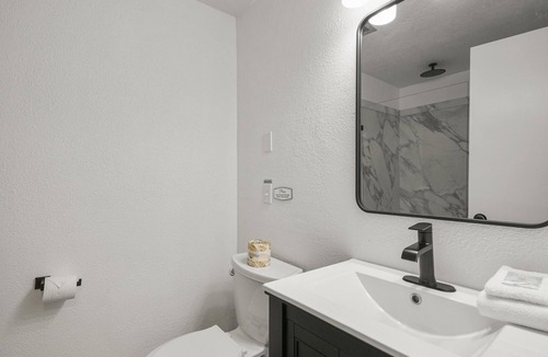 Polson Hotel | Premium 2 Queen Beds, Lake View