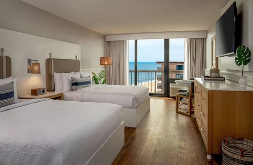North Ocean City Hotel | Premium Ocean 2 Queens, Ashore Resort & Beach Club, Beach Access