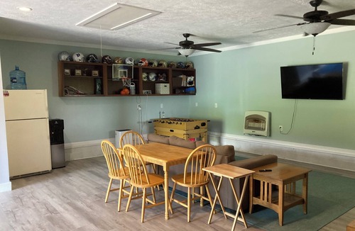 Penhook Cottage | Private 11-Acre Lakefront Escape w/2 Cottages, Dock & Games