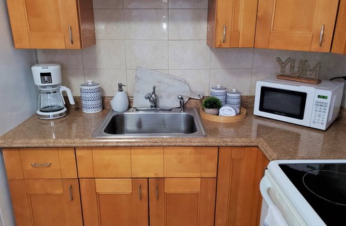 Dania Beach Apartment | Private 2BR Apartment in Dania Beach - Near Airport, Beach & Free Parking