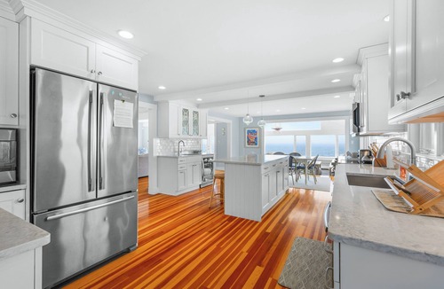 Dennis Port House | Private Beach On Nantucket Sound! (2055)