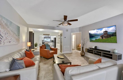 South Corals House | Private & beautiful cabana pool home in SFL