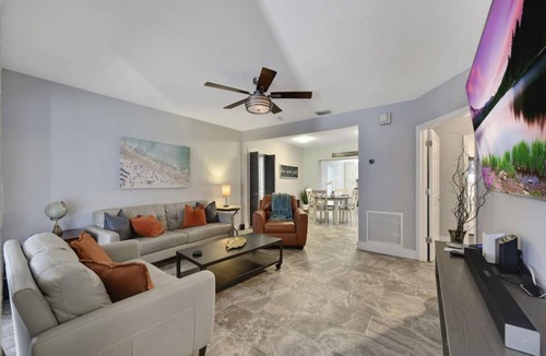 South Corals House | Private & beautiful cabana pool home in SFL