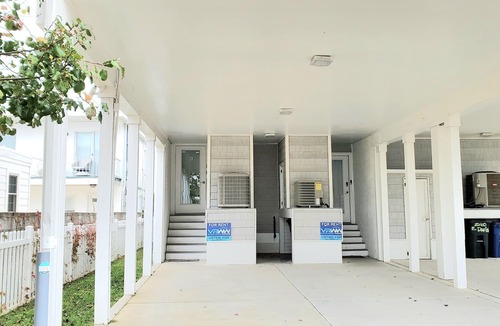 Wildwood Condo | Private condo 5 minute walk Beach, Boardwalk, Convention Center, Fox Park & Food