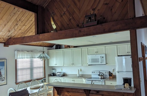 Madaket House | Private cottage in Madaket just a 10 min walk or short drive to the beach.