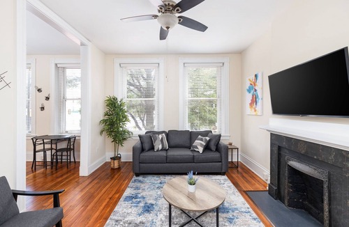 Monroe Ward Apartment | Private Extended Stay by VCU for Medical/Biz Travelers