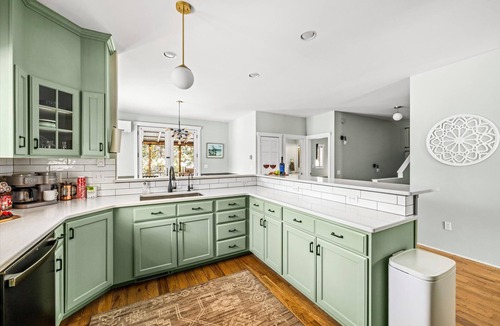 Whitefish House | Private Home - Mountain Views - Hot Tub