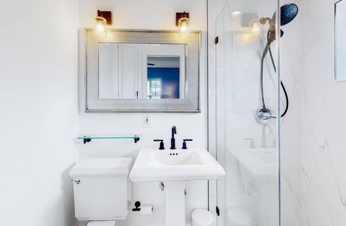 Santa Barbara Estates House | Private home near the beach with enclosed patio, lawn, W/D, fast WiFi, & AC