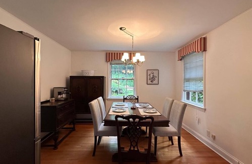 Englewood Apartment | Private House 3Bd 1Bath with BACKYARD 15 min from MetLife Stadium! WORLD CUP