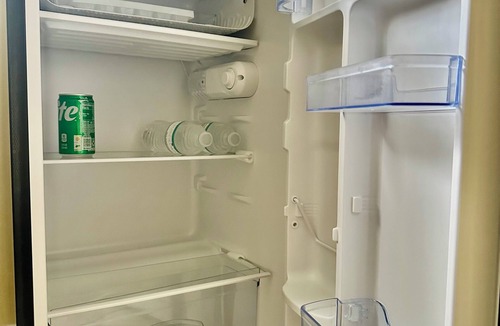 Coral Springs Apartment | Private King Two-Room Guest Suite.