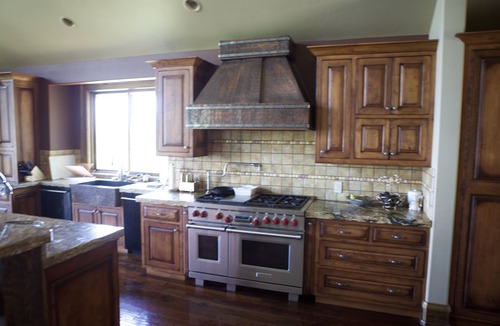 Lakeside House | Private Luxury on 8acers with Amazing views and Spacious Accommodations