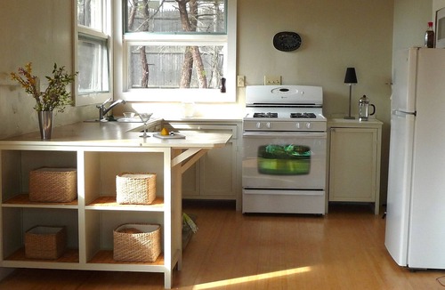 Wellfleet House | Private MCM house. Serene, Romantic, Bright, Cheerful and Clean. Affordable.