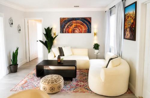 Driftwood House | Private Oasis Pool Home, Hollywood Near Hard Rock