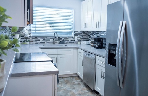 Royal Poinciana House | Private Oasis w/Pool, 7 min to Beach, Pool Table