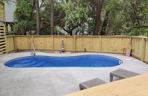 Corolla Cottage | Private, Ocean Side, Walking Distance to Beach