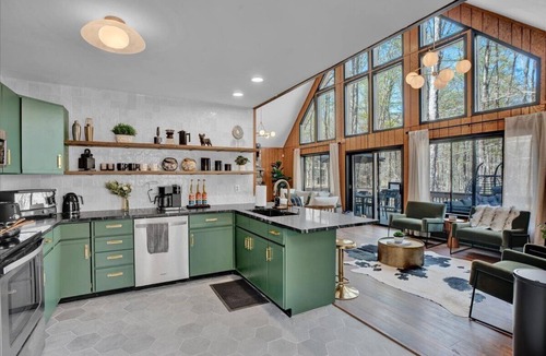 Gouldsboro Ski Chalet | Private Pocono Chalet | Hot Tub, Sauna, Theater, Game Room