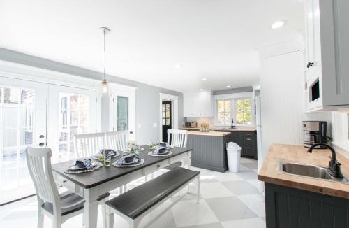 Wellfleet House | Private Pool and Close to Marconi Beach