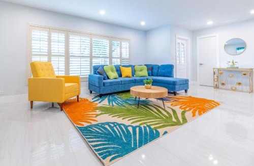 Margate House | Private Pool Family Fun Fenced Backyard