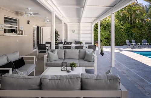 Hollywood Lakes House | Private Pool House 1mile from beach