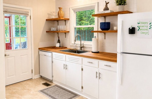 Hanover House | Private Retreat Near Richmond + Fire Pit + Fenced Yard