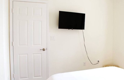 Miami Lakes House | Private Room #2/Pool/Gym/Wifi/Parking Free