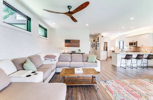 Smith Mountain Lake House | Private Sauna & Game Room: Lakefront Moneta Gem