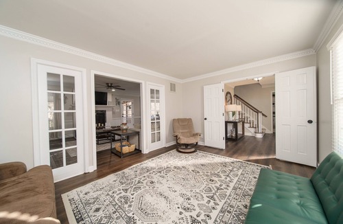 High Point House | Private & Spacious 4BR w/Heated Pool, Hot Tub & Fire Pit - Near HPU & Market