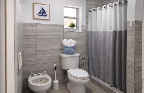 West Little Havana House | Private Studio with Parking – Best Miami Location!