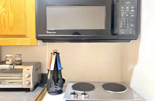Colington Apartment | PRIVATE SUITE⭐️OUTERBANKS⭐️CENTRAL ⭐️KDH⭐️WALK TO SOUND SUNSET OR BEACH⭐️