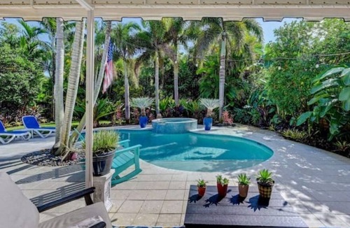 South Corals House | Private Tropical Oasis - Heated Pool/Hot Tub