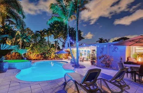 South Corals House | Private Tropical Oasis - Heated Pool/Hot Tub