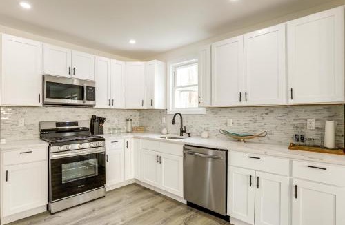 National Park House | Private Yard! East Jersey Hub By River & Soccer!