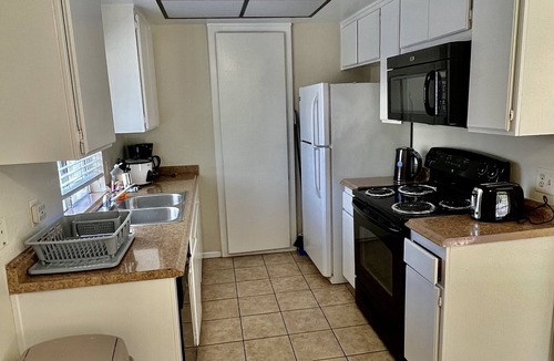 Hacienda Heights House | PROMO 15% WEEKLY/30% MONTHLY DISCOUNT Cozy Vacation TownHouse 3bds with 2 bath