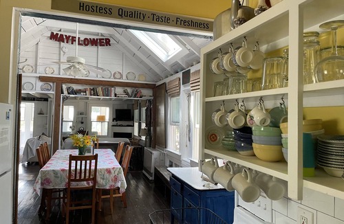 Provincetown House | Provincetown: Water view, 3 BR House, Parking, Free Wifi, outdoor shower, beach!