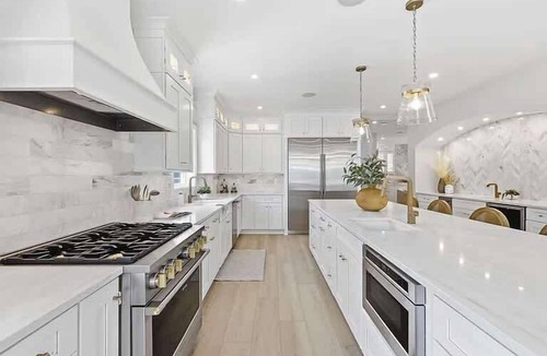 Ventnor City House | PURE LUXE Beach Block 5br Mansion