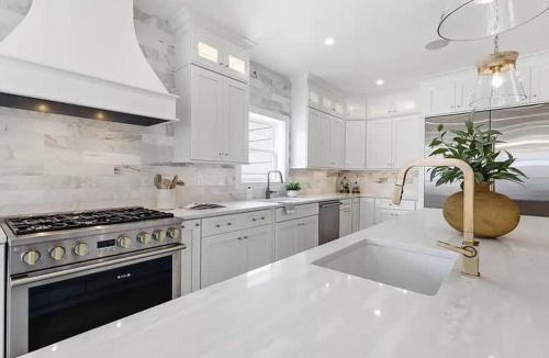 Ventnor City House | PURE LUXE Beach Block 5br Mansion