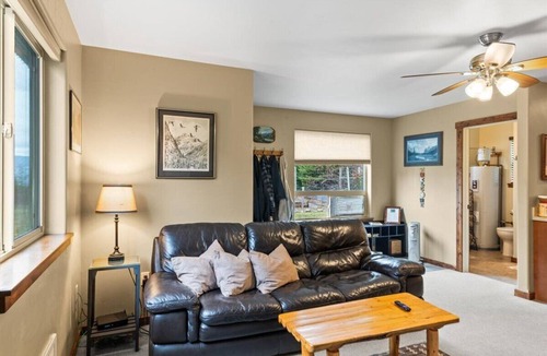 Bonners Ferry Cottage | Quail Cottage: View Property - A Peaceful Place to Get Away