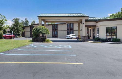 Colonie Hotel | Quality Inn Albany Colonie
