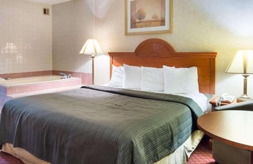 Southern Estates Hotel | Quality Inn Petersburg Fort Lee Area