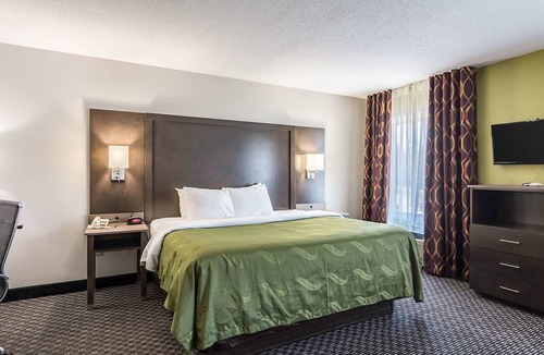 Warsaw Hotel | Quality Inn Warsaw near Rappahannock River