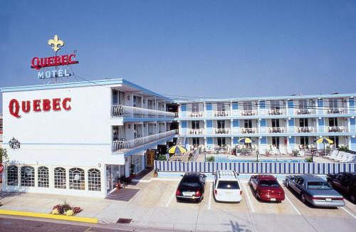 Wildwood Hotel | Quebec Motel