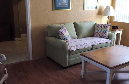 Pompano Beach Hotel | Queen one bedroom on the 2nd floor overlooking the pool and beach