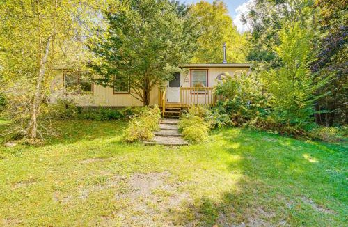 Berlin House | Quiet All-Season Creekside Escape in Upstate!