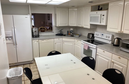 Deerfield Beach Condo | Quiet and Friendly Community