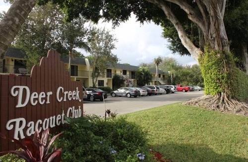 Deerfield Beach Condo | Quiet and Friendly Community