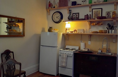 Waverly Apartment | QUIET PRIVATE and BEAUTIFULLY RENOVATED Historic Property