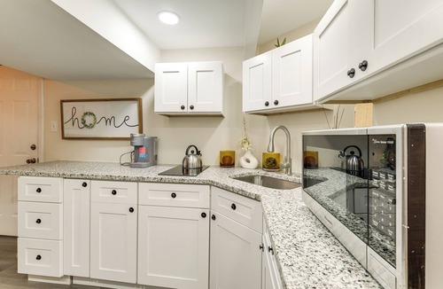 Glen Allen Apartment | Quiet Studio | 6 Mi to Innsbrook