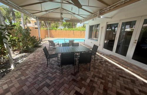Wilton Manors House | Quiet Villa on the Canal