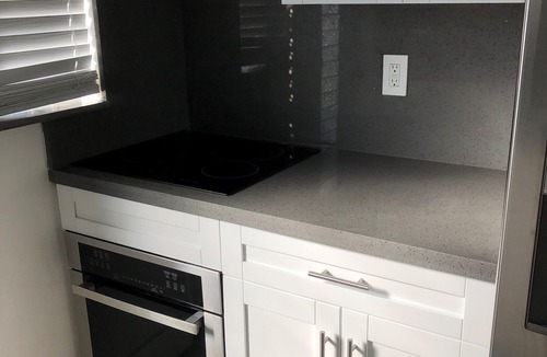 North Beach Condo | Quiet, walk to beach, shops and restaurants